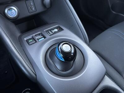 2024 Nissan LEAF S - Photo 15 - Stanton, CA 90680