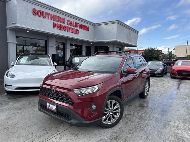 2021 Toyota RAV4 XLE Premium  