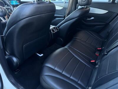 2021 Mercedes-Benz GLC GLC 300   - Photo 9 - Stanton, CA 90680