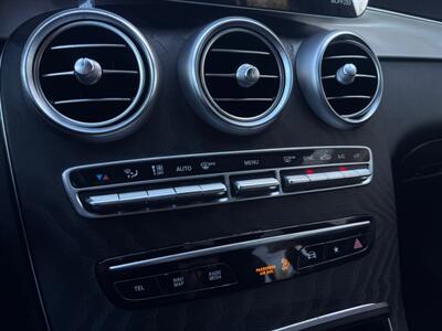 2021 Mercedes-Benz GLC GLC 300   - Photo 14 - Stanton, CA 90680