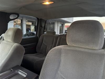 2005 Chevrolet Silverado 2500 LS 4dr Crew Cab LS   - Photo 10 - Stanton, CA 90680