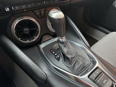 2018 Chevrolet Camaro SS   - Photo 13 - Stanton, CA 90680