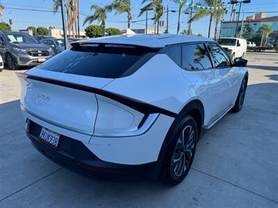 2024 Kia EV6 Light Long Range   - Photo 4 - Stanton, CA 90680