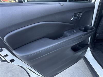 2019 Honda Pilot Touring w/Rear Captain's Chairs   - Photo 9 - Stanton, CA 90680
