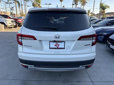2019 Honda Pilot Touring w/Rear Captain's Chairs   - Photo 5 - Stanton, CA 90680