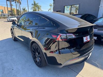 2022 Tesla Model Y Performance - Photo 5 - Stanton, CA 90680