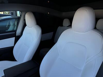 2022 Tesla Model Y Performance - Photo 10 - Stanton, CA 90680