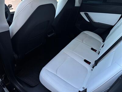 2022 Tesla Model Y Performance - Photo 8 - Stanton, CA 90680