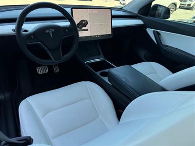 2022 Tesla Model Y Performance - Photo 9 - Stanton, CA 90680