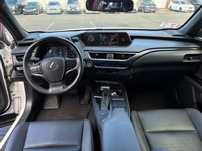 2020 Lexus UX 200   - Photo 14 - Orange, CA 92867