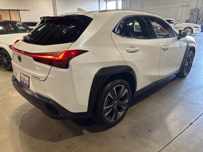 2020 Lexus UX 200   - Photo 7 - Orange, CA 92867