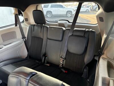 2019 Dodge Grand Caravan SXT 35th Anniversary   - Photo 13 - Orange, CA 92867