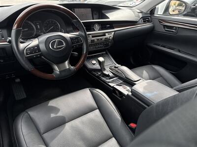 2017 Lexus ES 350   - Photo 9 - Stanton, CA 90680