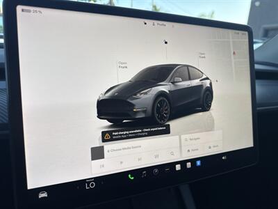 2022 Tesla Model Y Performance   - Photo 11 - Stanton, CA 90680
