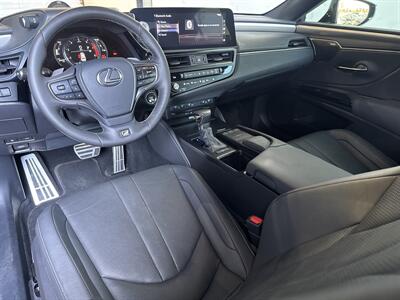2022 Lexus ES F SPORT   - Photo 10 - Orange, CA 92867