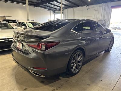 2022 Lexus ES F SPORT   - Photo 6 - Orange, CA 92867