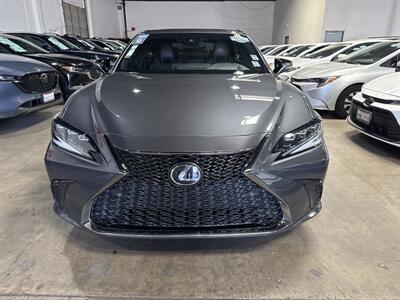 2022 Lexus ES F SPORT   - Photo 2 - Orange, CA 92867