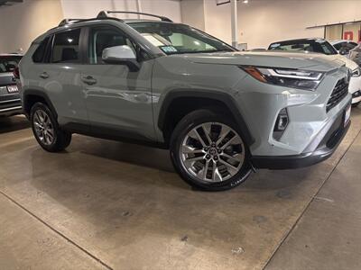 2022 Toyota RAV4 XLE Premium  