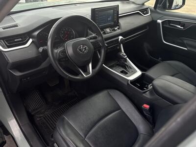 2022 Toyota RAV4 XLE Premium   - Photo 10 - Orange, CA 92867