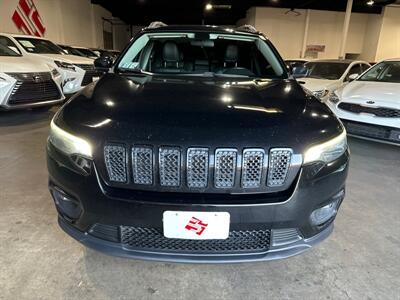 2019 Jeep Cherokee Latitude Plus   - Photo 2 - Orange, CA 92867