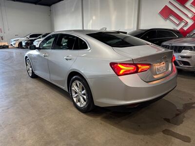 2019 Chevrolet Malibu LT   - Photo 6 - Orange, CA 92867