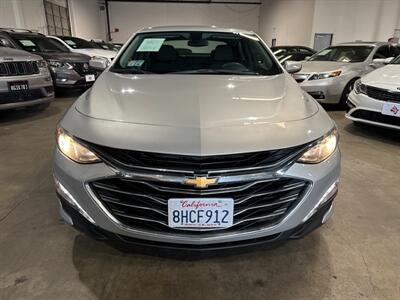 2019 Chevrolet Malibu LT   - Photo 3 - Orange, CA 92867