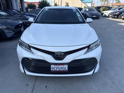 2018 Toyota Camry LE   - Photo 2 - Stanton, CA 90680