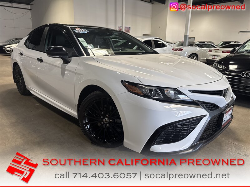 2022 Toyota Camry SE Nightshade - Photo 1 - Orange, CA 92867