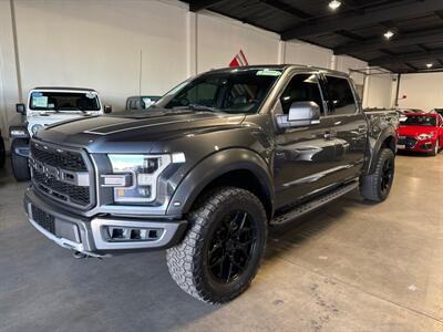 2018 Ford F-150 Raptor   - Photo 4 - Orange, CA 92867