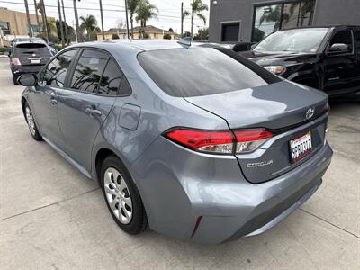 2022 Toyota Corolla LE   - Photo 6 - Stanton, CA 90680