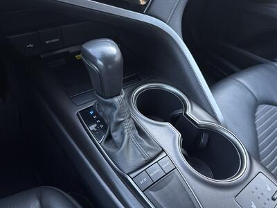 2022 Toyota Camry SE   - Photo 15 - Stanton, CA 90680
