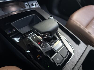 2022 Audi Q5 quattro Premium 40 T   - Photo 14 - Orange, CA 92867