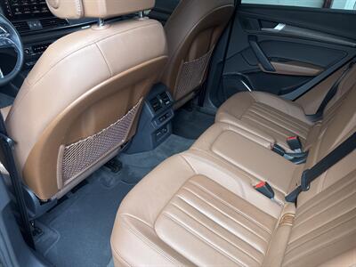 2022 Audi Q5 quattro Premium 40 T   - Photo 9 - Orange, CA 92867