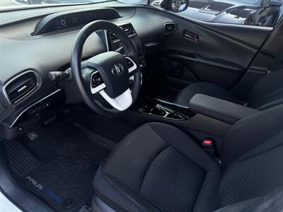 2019 Toyota Prius Prime Plus - Photo 8 - Stanton, CA 90680