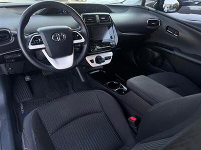 2019 Toyota Prius Prime Plus - Photo 10 - Stanton, CA 90680
