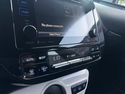 2019 Toyota Prius Prime Plus - Photo 14 - Stanton, CA 90680