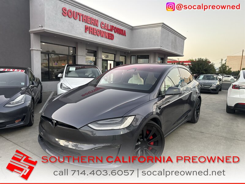 2023 Tesla Model X Plaid   - Photo 1 - Stanton, CA 90680