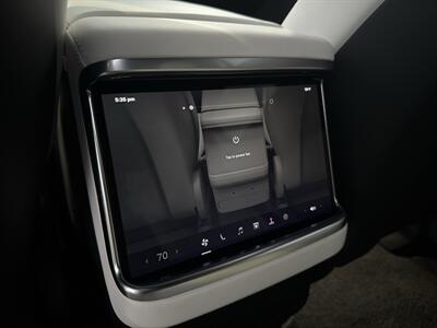 2023 Tesla Model X Plaid - Photo 12 - Stanton, CA 90680