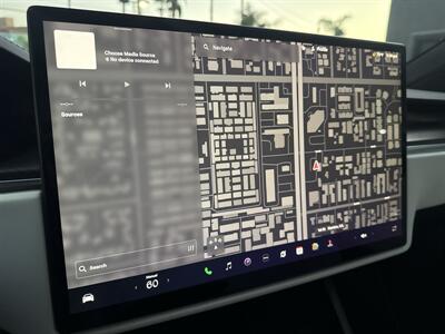 2023 Tesla Model X Plaid - Photo 15 - Stanton, CA 90680