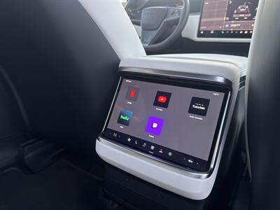 2023 Tesla Model X Plaid   - Photo 17 - Stanton, CA 90680
