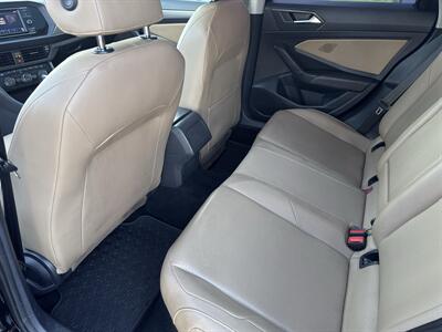 2019 Volkswagen Jetta SE   - Photo 9 - Stanton, CA 90680