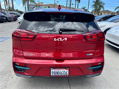 2022 Kia Niro EV EX - Photo 5 - Stanton, CA 90680