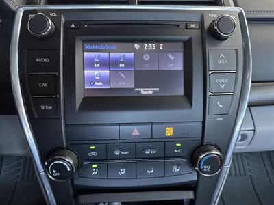 2015 Toyota Camry LE   - Photo 12 - Orange, CA 92867