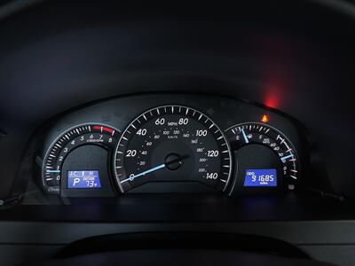 2015 Toyota Camry LE   - Photo 11 - Orange, CA 92867