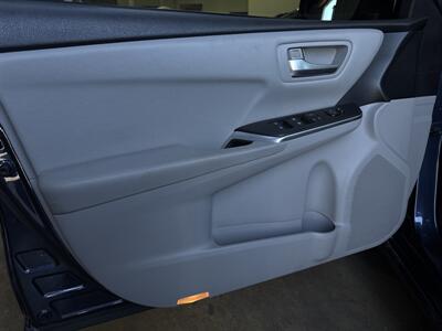 2015 Toyota Camry LE   - Photo 7 - Orange, CA 92867