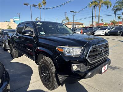 2017 Toyota Tacoma SR5 V6   - Photo 3 - Stanton, CA 90680