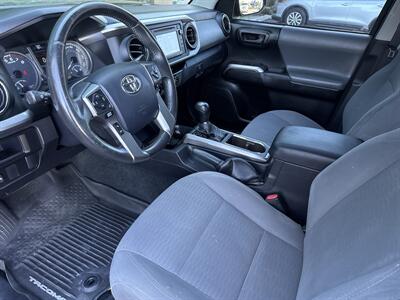 2017 Toyota Tacoma SR5 V6   - Photo 7 - Stanton, CA 90680