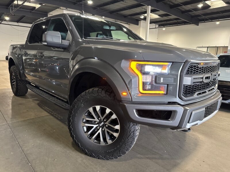 2020 Ford F-150 Raptor  