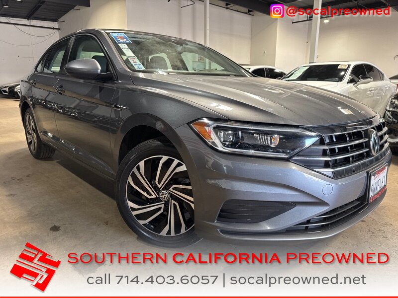 2021 Volkswagen Jetta SEL - Photo 1 - Orange, CA 92867