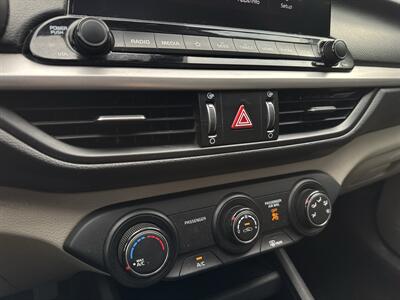 2020 Kia Forte LXS - Photo 14 - Stanton, CA 90680